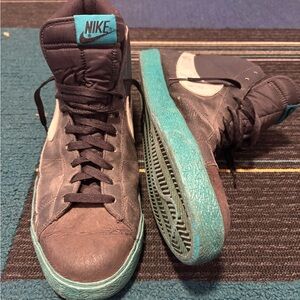 Nike Men's Blazers Black with Teal Accents
